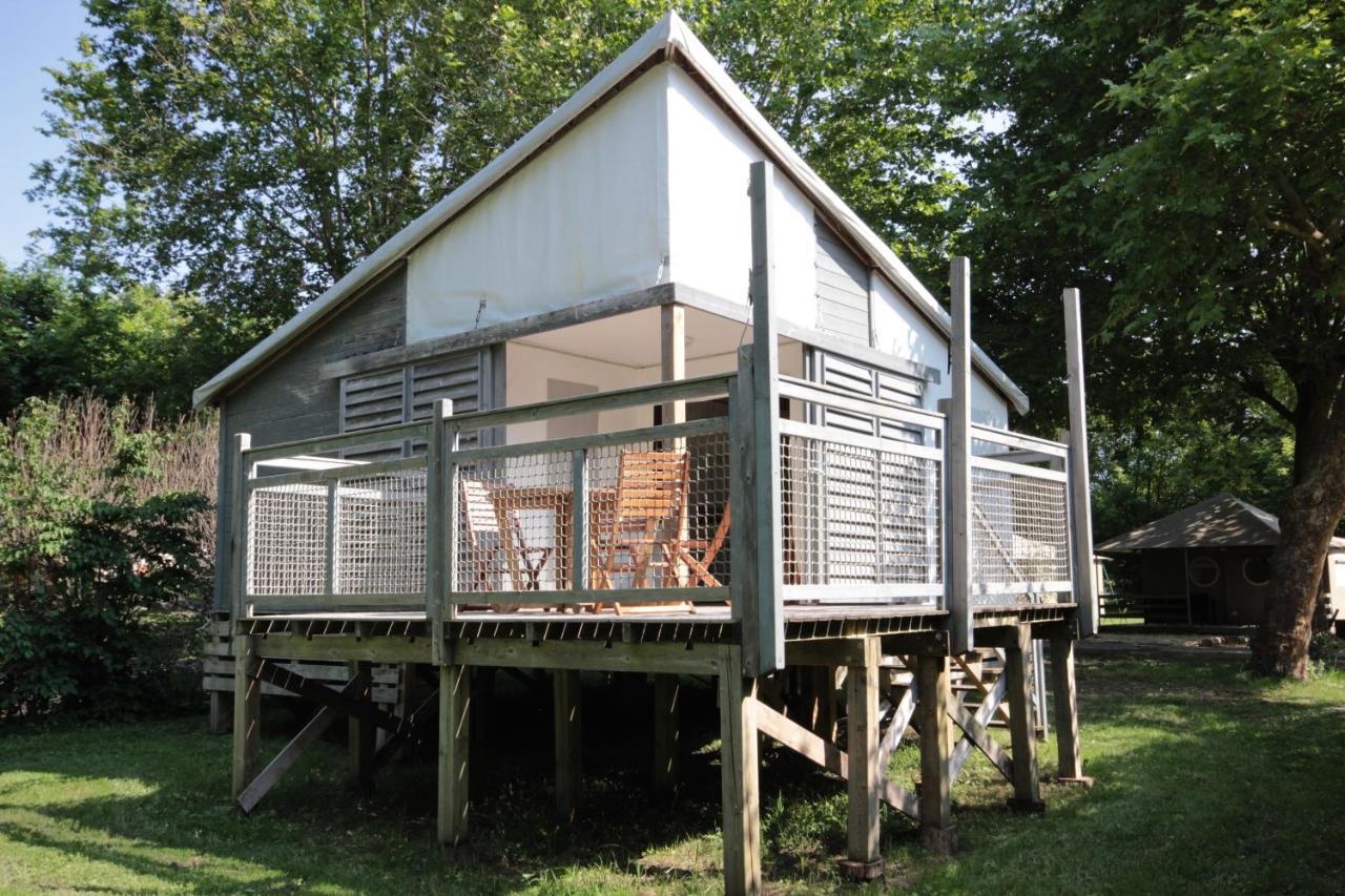 Camping L'Ilot Du Chail Sansais 외부 사진