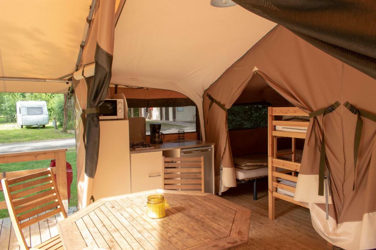Camping L'Ilot Du Chail Sansais 외부 사진